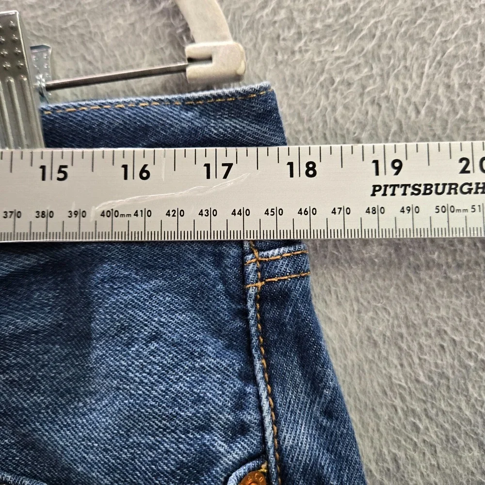 Levis *please carefully
